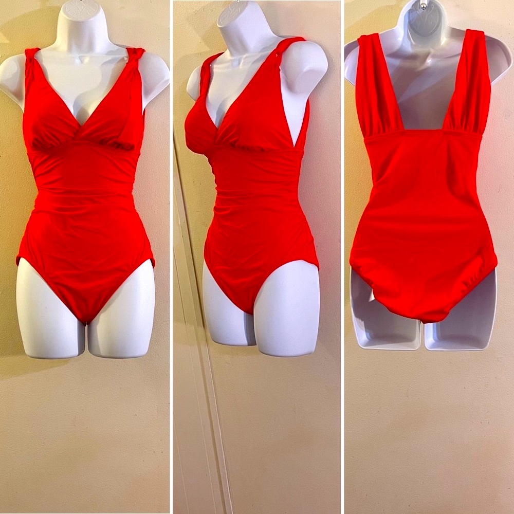 Shirring Slimming Silhouette One Piece Swimsuit